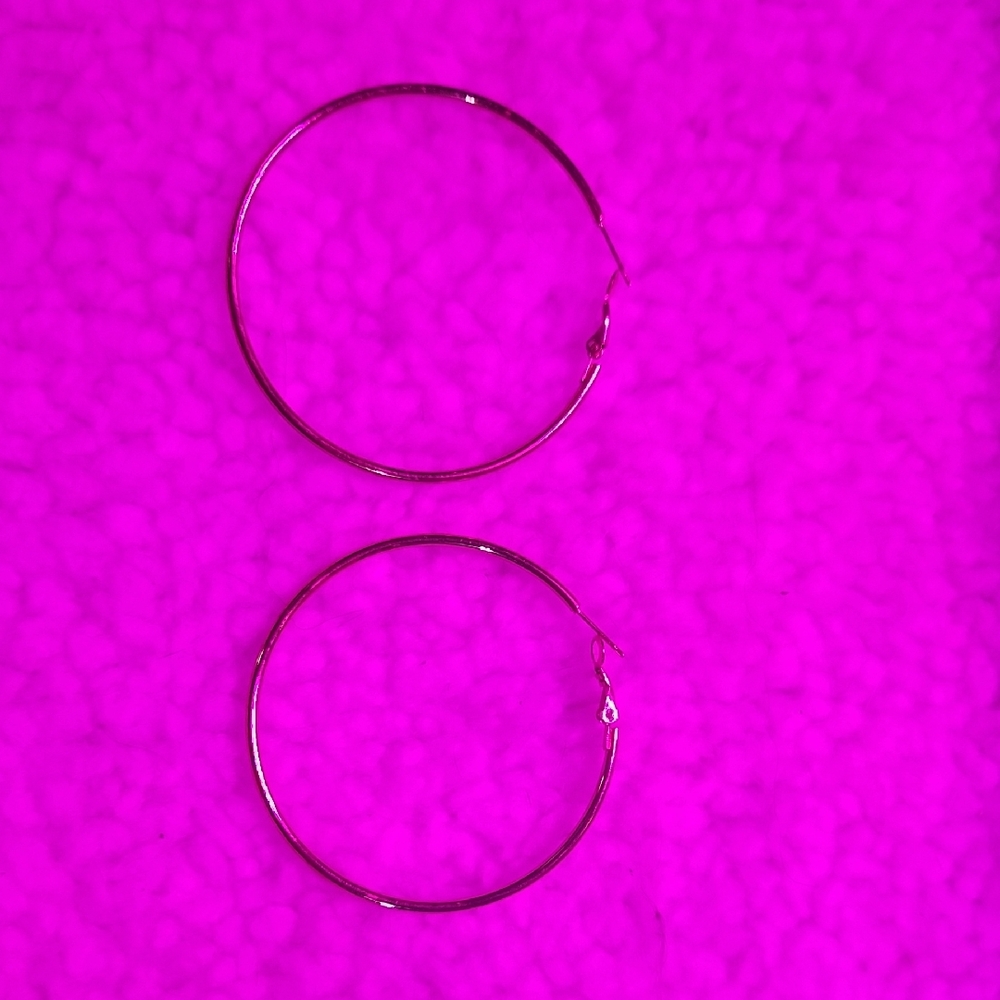 Elegant Gold Hoop Earrings